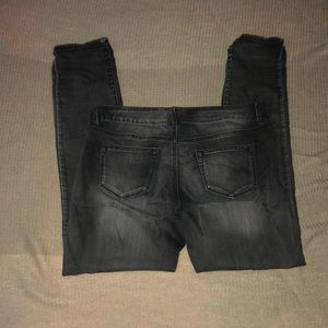 Maurice’s, low rise jeggings, charcoal gray, size L, regular length, like new